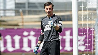 Kaum zu überwinden: Aues Keeper Martin Männel mit neuem Drittliga-Rekord © 2016 Getty Images