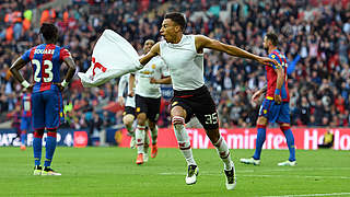 Jesse Lingard's extra time goal fired Man United to a twelfth FA Cup © 2016 Getty Images