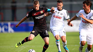 45 Minuten für Bayer im ersten Test auf dem Platz: Olympia-Fahrer Lars Bender (l.) © 2016 Getty Images