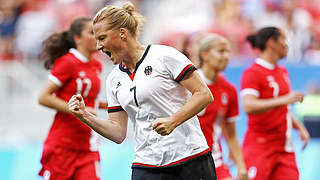 Melanie Behringer erzielt den ersten Treffer für Deutschland in der Partie gegen Kanada. © 2016 Getty Images