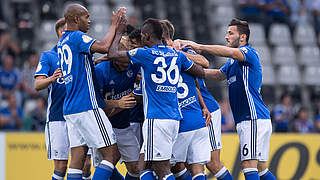 4:1 gegen Villingen gewonnen: Schalke steht in der zweiten Pokalrunde © 2016 Getty Images