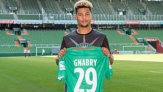 Transfercoup des Tabellenletzten: Serge Gnabry kommt vom FC Arsenal zum SV Werder © imago/Nordphoto