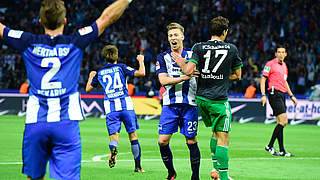 One goal, one assist: Mitchell Weiser celebrates © TOBIAS SCHWARZ/AFP/Getty Images