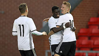 Wollen für die Tore sorgen: Maximilian Mittelstädt, Malcolm Badu und Philipp Ochs (v.l.) © 2016 Getty Images