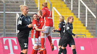 Nicole Rolser sent Bayern second © 