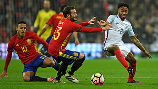 Irres Duell: Spanien rettet mit zwei späten Toren ein Remis in Wembley © 2016 Getty Images