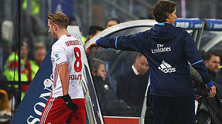 Muss zweimal zuschauen: Lewis Holtby (l.) vom Hamburger SV © 2016 Getty Images