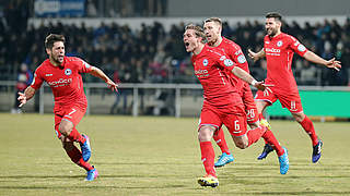 Arminia Bielefeld secured their place in the last eight on penalties © Jan Kuppert