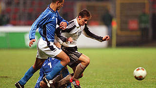 Drei Tore beim Kantersieg gegen Israel 2002: DFB-Rekordtorschütze Miroslav Klose (r.) © Bongarts