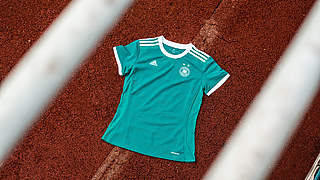 The new DFB Women's away kit: Green for the Olympic winners.  © 