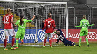 Korpela geschlagen: Wolfsburg trifft zur Führung in München © Jan Kuppert