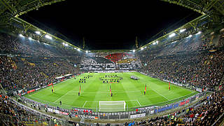 60.109 Fans in der Dortmunder Arena, 9,71 Millionen TV-Zuschauer: das England-Spiel © 2017 Getty Images