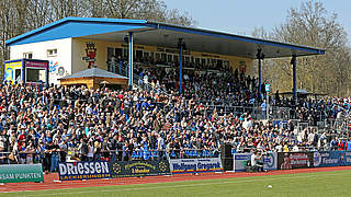 Am Freitagabend Spielort des Auftakspiels zur neuen Saison: Parkstadion Neustrelitz © 