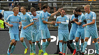 Doppelter Torschütze in Köln: CFC-Angreifer Anton Fink (M.) © Bongarts/GettyImages