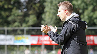 Strebt den dritten Heimsieg gegen Oldenburg an: VfB-Trainer Denny Skwierczynski © imago