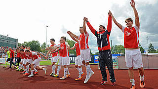 Steht nach dem Sieg im Nachholspiel an der Tabellenspitze: der FSV Zwickau © 2014 Getty Images