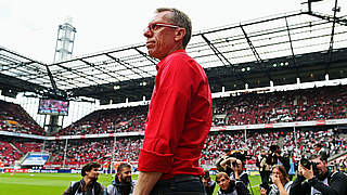 Erstes Derby mit dem 1. FC Köln: Trainer Peter Stöger © 2014 Getty Images