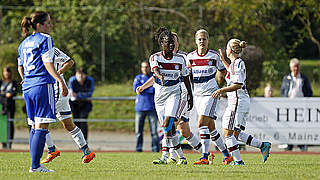 Souveräner Einzug in die nächste Runde: Die Bayern-Frauen © Jan Kuppert