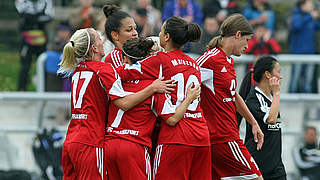Hoffen auf eine gute Ausgangssituation: Die Spielerinnen des 1. FFC Frankfurt © Alfred Harder