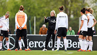 Exklusive Einblicke: Öffentliches Training in Offenbach © 2014 Getty Images