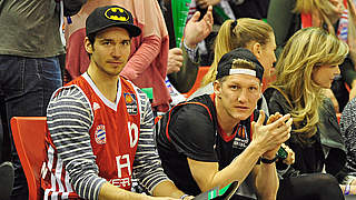 Verbindet eine enge Freundschaft: Felix Neureuther (l.) und Bastian Schweinsteiger © 2014 Getty Images