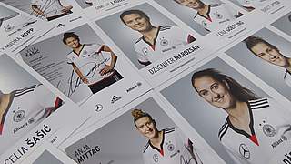 Sammlerstücke: Die Autogrammkarten sind beidseitig bedruckt und unterschrieben. © Fan Club Nationalmannschaft