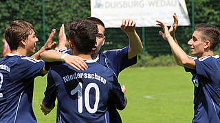 Tabellenführer nach dem ersten Spieltag: Niedersachsen jubelt © Rüdiger Zinsel
