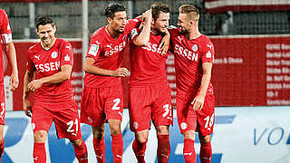 Heimsieg gegen Schalkes U 23: Rot-Weiss Essen hat Grund zum Jubeln © imago/Eibner