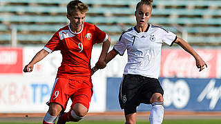 Weißrussland - Deutschland 0:3 (0:0) - Der Turniersieg war den U17-Juniorinnen schon vor der Partie nicht mehr zu nehmen: Giulia Gwinn (r.) © 2015 Getty Images