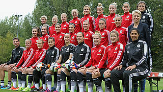 Die Europameisterinnen vor der Mission EM 2017: DFB-Frauen beim Shooting in Leipzig © 2015 Getty Images