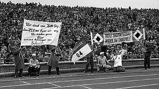 Hoffnungsvolle HSV- und Schalke-Fans: das Finale um die Deutsche Meisterschaft 1958 © imago sportfotodienst