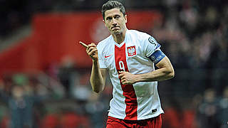 Schießt Polen mit 13 Toren zur EM: Rekord-Torschütze Lewandowski © imago/East News