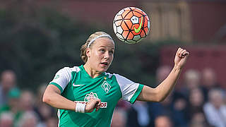 Wollen auch am 14. Spieltag unbesiegt bleiben: die Werder-Frauen um Pia Wolter © imago/foto2press