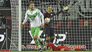 Tor zählt: Bendtner (l.) hat getroffen © 2015 Getty Images