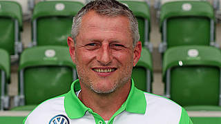 Klarer Favorit im Duell gegen den Letzten: Wolfsburg mit Trainer Brauer © VfL Wolfsburg