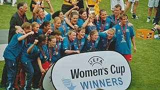 UEFA Women's Cup-Sieger 2005: Turbine Potsdam jubelt © Hennies