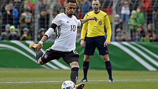 Die Führung beim 1:1 der U 20 gegen die Schweiz: Hany Mukhtar trifft vom Punkt © 2016 Getty Images