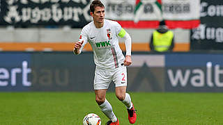 Fehlt dem FC Augsburg aufgrund einer Muskelverletzung: Kapitän Paul Verhaegh  © 2016 Getty Images