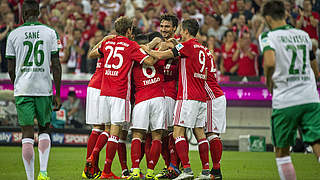 Souveräner Start in die neue Spielzeit: Doublesieger FC Bayern München © Getty Images