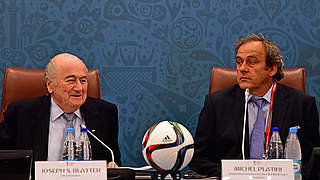 Von der FIFA-Ethikkommission gesperrt: Joseph S. Blatter und Michel Platini (v.l.) © Getty Images