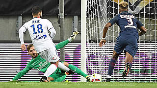 Feiert mit Paris Saint-Germain im Supercup den ersten Titel der Saison: Kevin Trapp (l.) © AFP/Getty Images