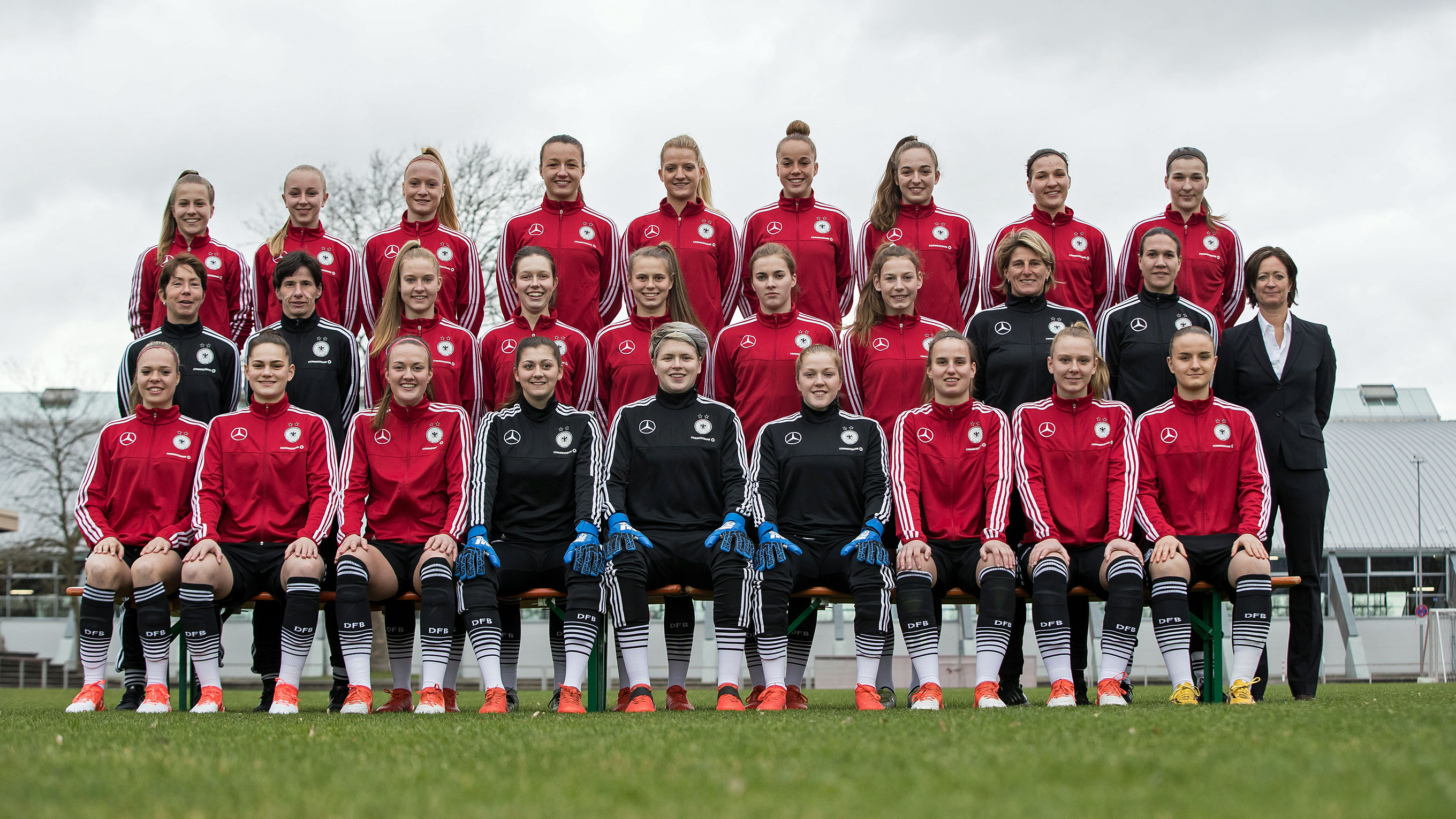 Team und Trainerin :: U 19-Frauen :: Frauen ...