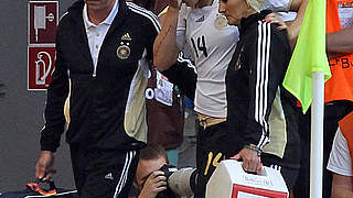 Ende eines WM-Traums: die am Knie verletzte Kim Kulig © Bongarts/GettyImages