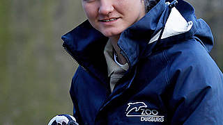 Nationalspielerin mit Pinguin: Alexandra Popp © Bongarts/GettyImages