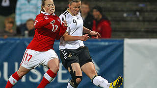 Weiter auf Weltranglisten-Position zwei: Alexandra Popp (r.) und die DFB-Frauen © Bongarts/GettyImages