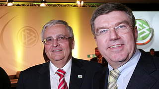 Dr. Thomas Bach (r.): "Die Mannschaftsaufstellung stimmt" © Bongarts/GettyImages