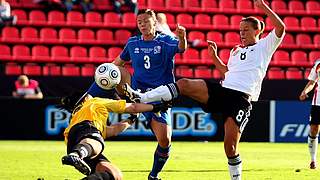 Treffsicher: Inka Grings markiert das 1:0 © Bongarts/GettyImages