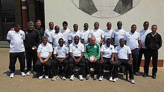 Trainer-A-Lizenz: Absolventen in Namibia © DFB