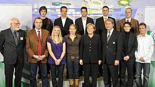 Bundeskanzlerin Angela Merkel empfing die Preisträger der Kampagne "Fair ist mehr" 2008 © Bundesregierung