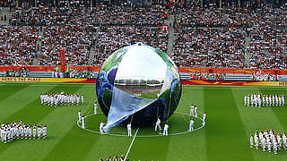 Ein Spiegelball vor Rekordkulisse: die WM 2011 ist seit Sonntag eröffnet © Bongarts/Getty Images